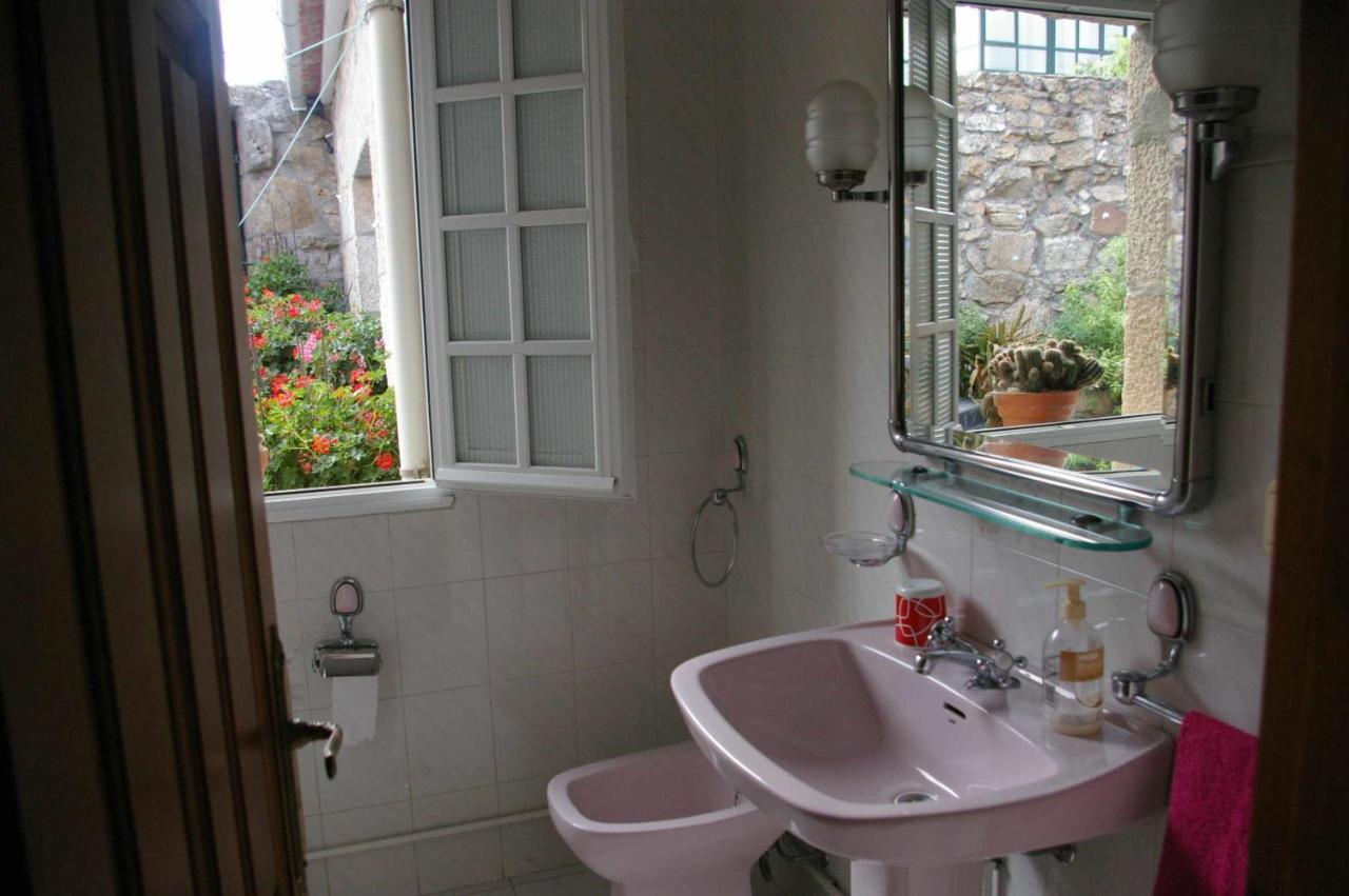 Vivienda Tradicional Con Jardin Y Patio Interior Villa Villanueva De Arosa Kültér fotó
